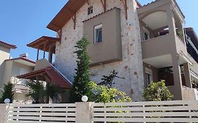 Royals Apartments 2