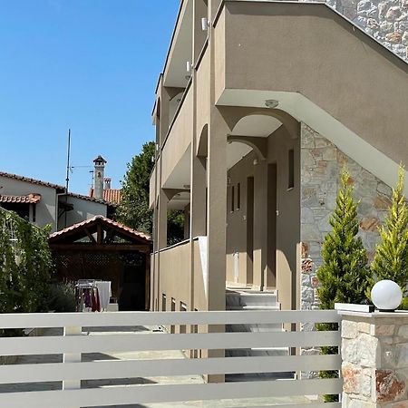 Royals Apartments 2 Никити Экстерьер фото