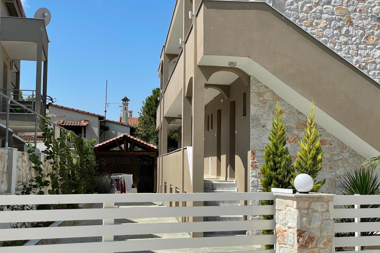 Royals Apartments 2 Никити Экстерьер фото