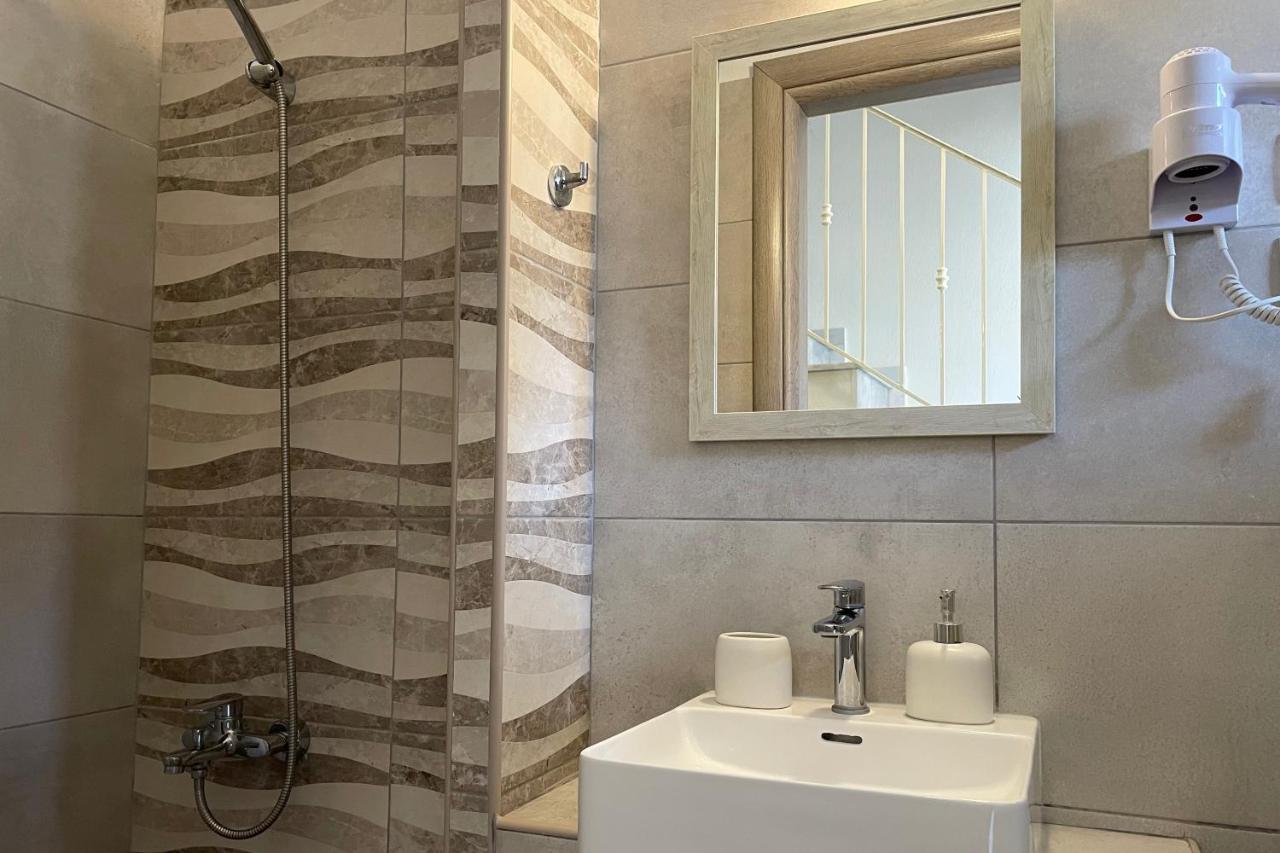 Royals Apartments 2 Никити Экстерьер фото