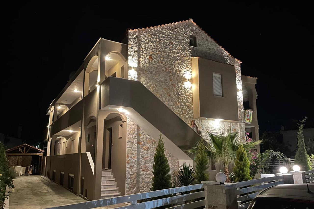 Royals Apartments 2 Никити Экстерьер фото