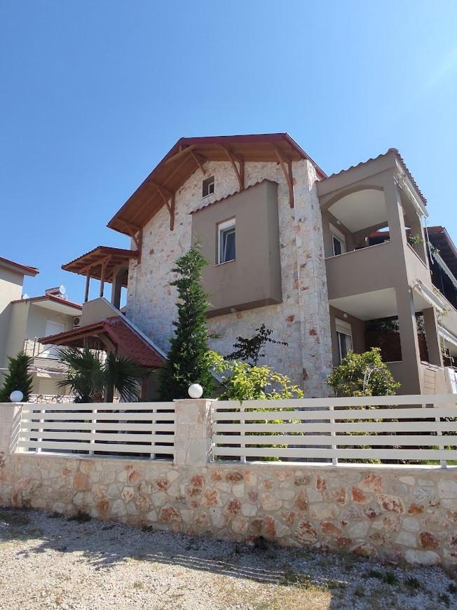 Royals Apartments 2 Никити Экстерьер фото